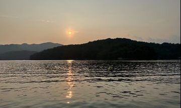 Almond Boat Park at Fontana Lake